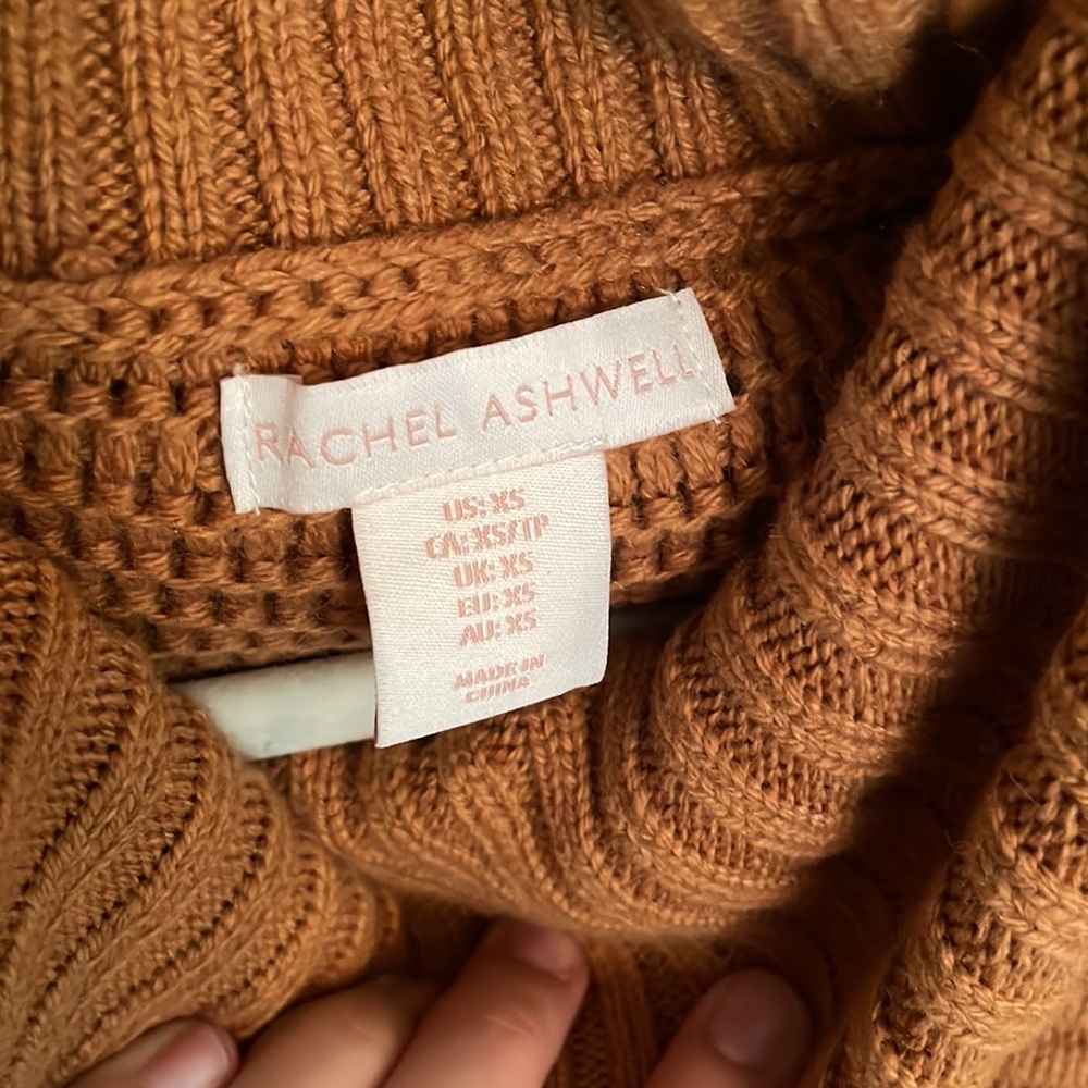 Sweater - Picture 3 of 3